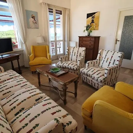 Attico Vista Mare Con Terrazzo Appartement Alassio