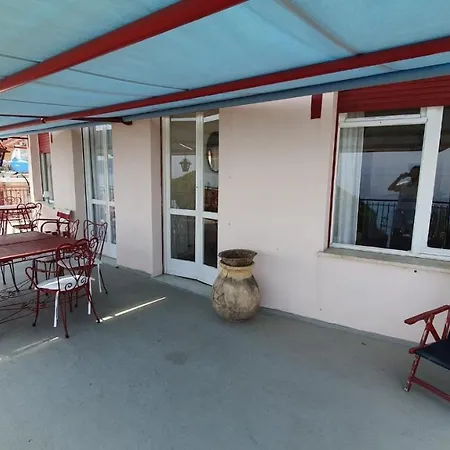 Appartamento Attico Vista Mare Con Terrazzo Alassio