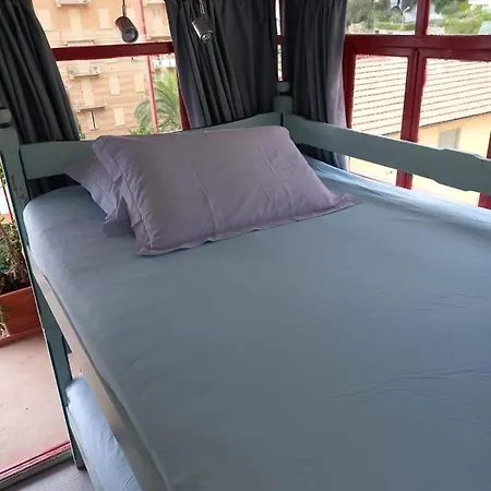 Daire Attico Vista Mare Con Terrazzo Alassio